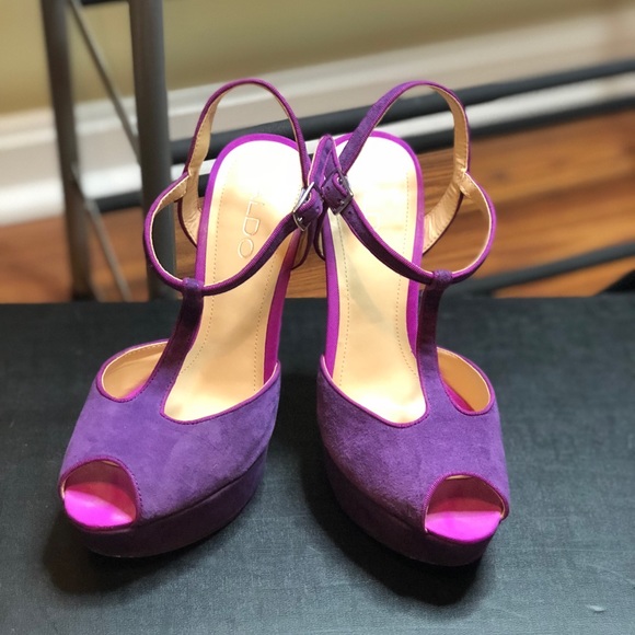 Aldo Scandal - Picture 1 of 2